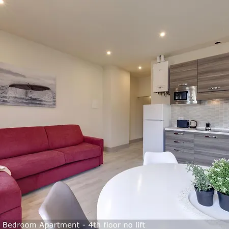 Opera - Sinfonia - Minuetto - Melody By Mamo Apartment Florence