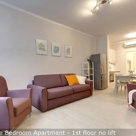 Opera - Sinfonia - Minuetto - Melody By Mamo Apartment